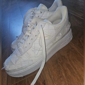 NikexBillie Eilish Air Force 1s